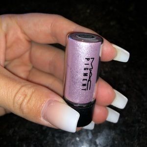 MAC Pigment